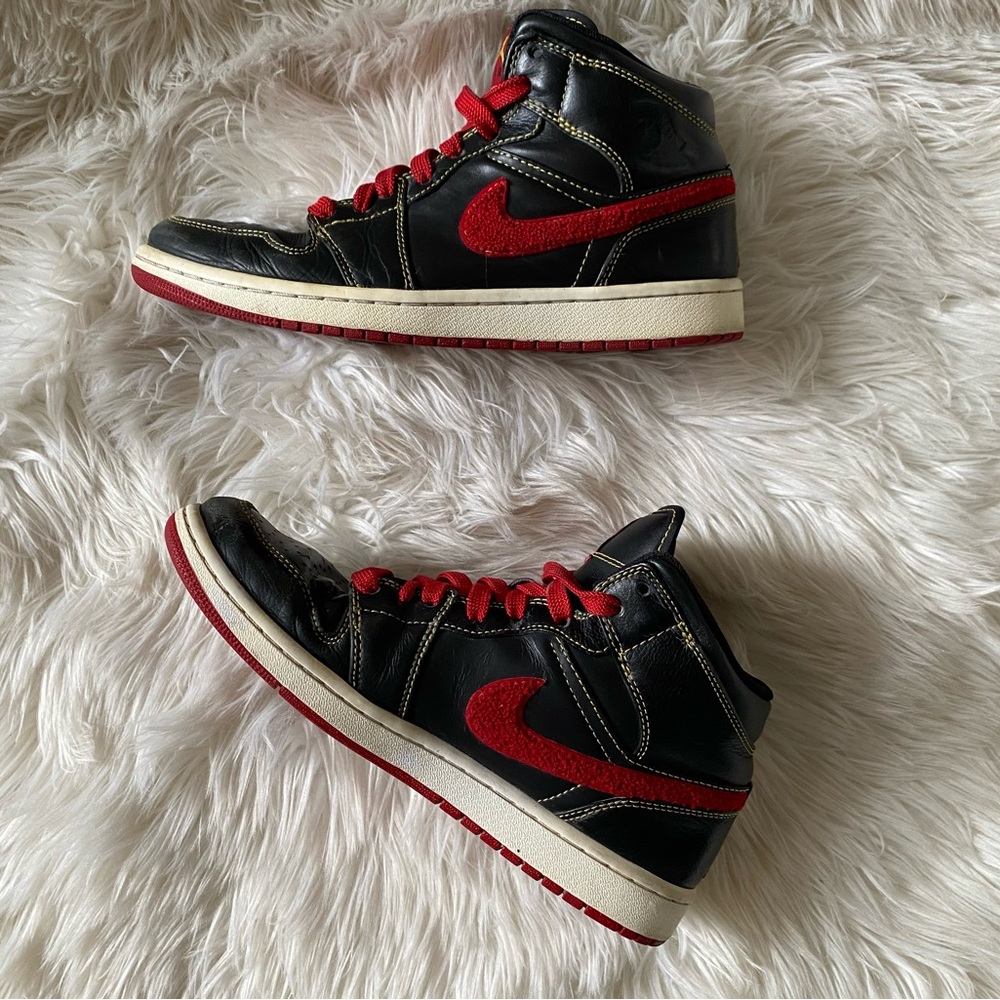 NIKE AIR JORDAN 1 Retro Phat Premier 'Maize'